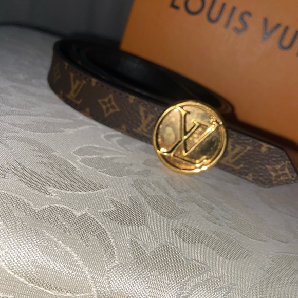 Louis Vuitton belt reversible - Picture 2 of 4